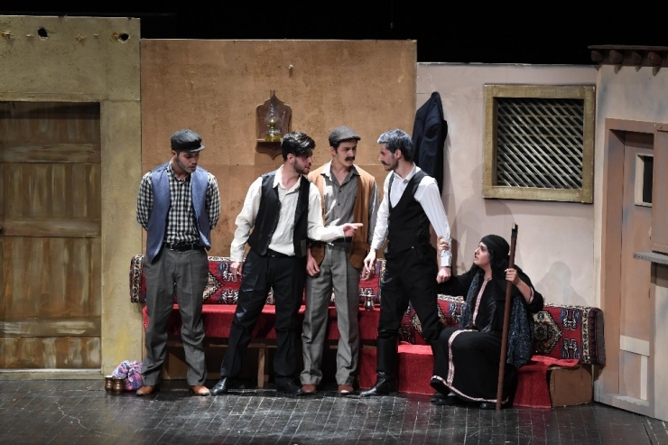 Başkent Tiyatroları’ndan Genç Tiyatroculara Ücretsiz Eğitim