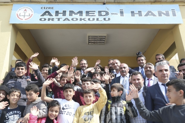 Bakan Kasapoğlu: “81 İlde 1 Milyon 226 Bin Sporcu Adayı Tarandı”