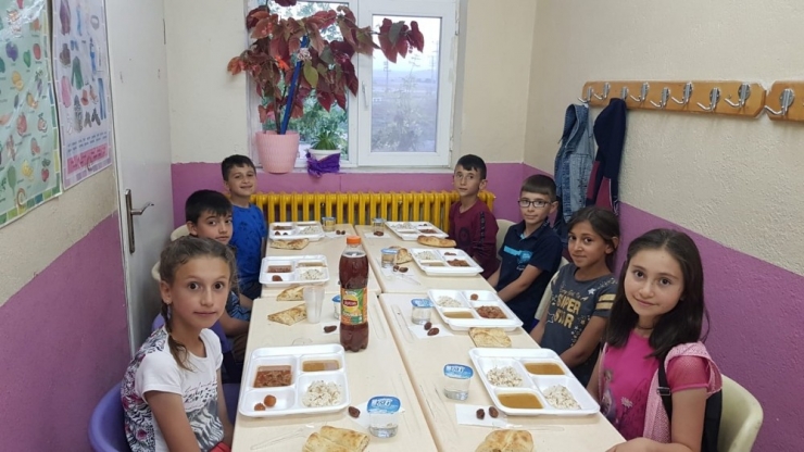 Öğrencilere İftar