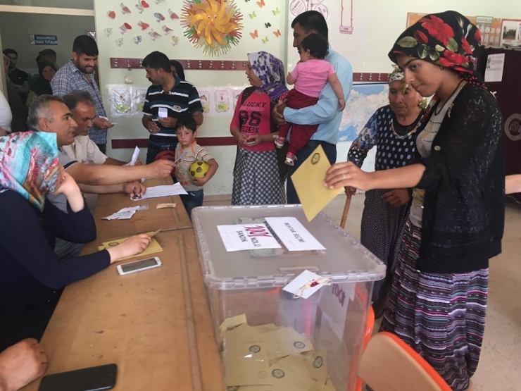 Mazbatası İptal Edilen Muhtar Yeniden Seçildi