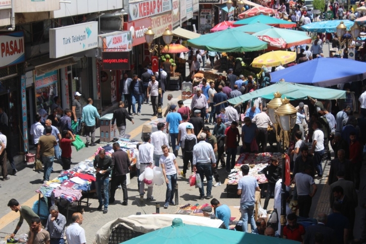 Van’da Bayram Hareketliliği