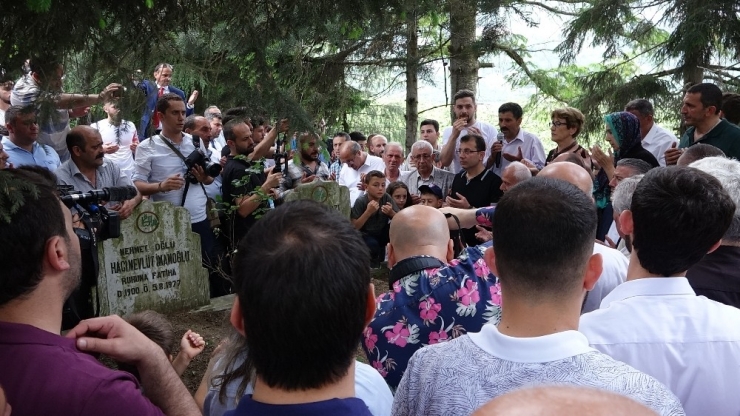 İmamoğlu Baba Ocağı Akçaabat’ta Mezarlık Ziyaretinde Bulundu