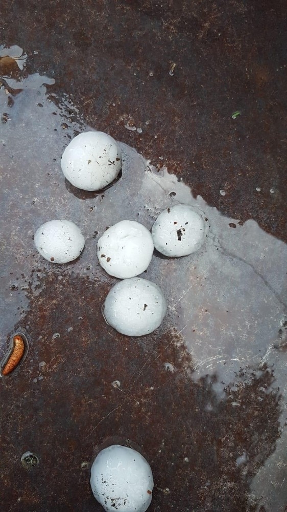 Sinop’a Ceviz Büyüklüğünde Dolu Yağdı