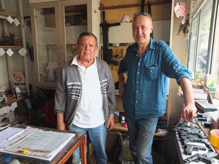 119 Yıllık Torna Makinesiyle Tamirat Yapıyor