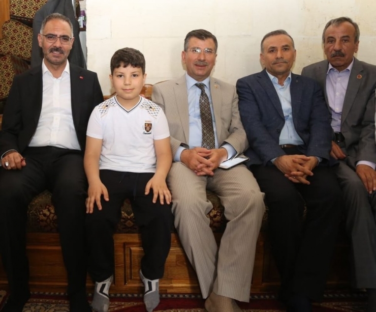 Başkan Kuş Vatandaşlarla Bayramlaştı