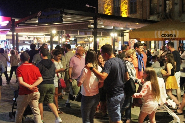 Ramazan Bayramı Ayvalık’ta Doluluk Oranını Zirveye Çıkardı