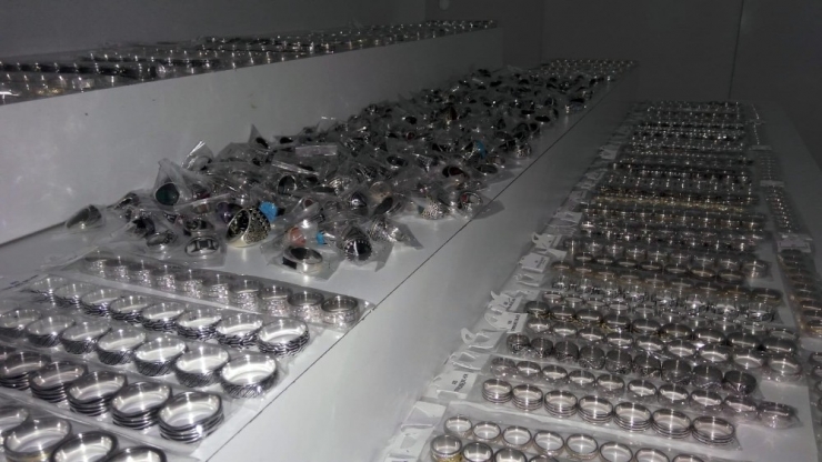 22 Bin Dolar Değerinde Altın Ve Gümüş Çalan Şüpheli Yakalandı