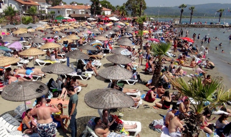 ‘Sakin Kent’te Adım Atacak Yer Yok