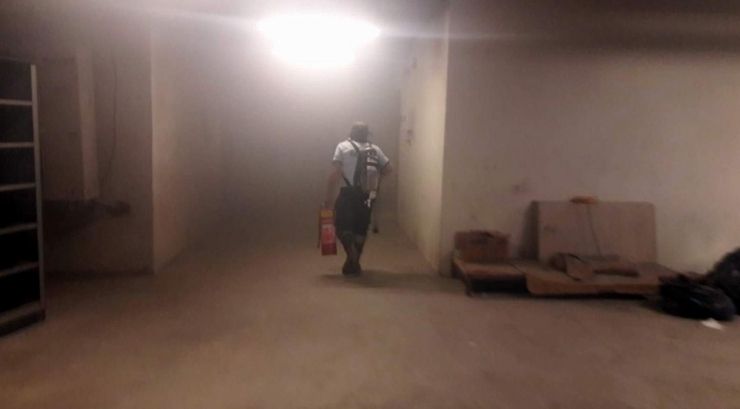 Siirt’te Akü Deposunda Çıkan Yangın Korkuttu