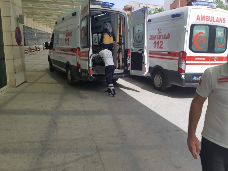 Siirt’te Merdivenden Düşen 6 Yaşındaki Çocuk Ağır Yaralandı