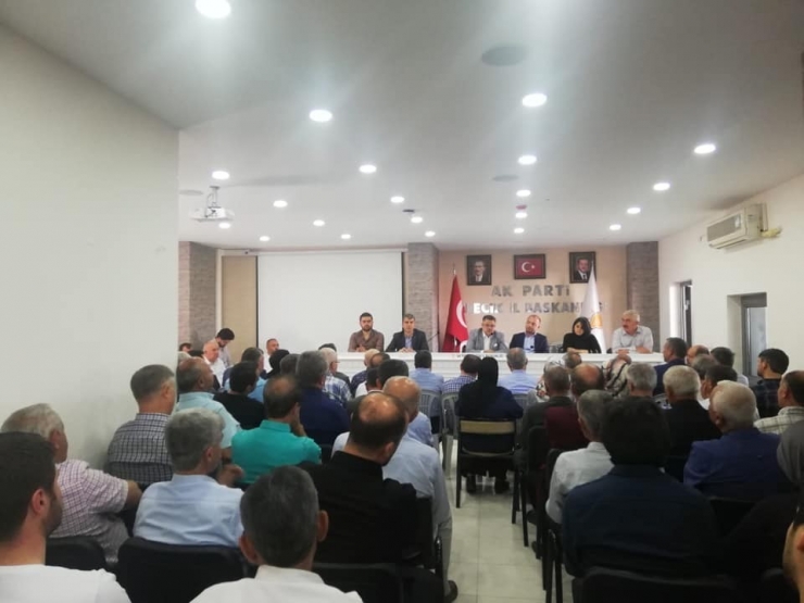 Ak Parti Ailesinden Bayramlaşma