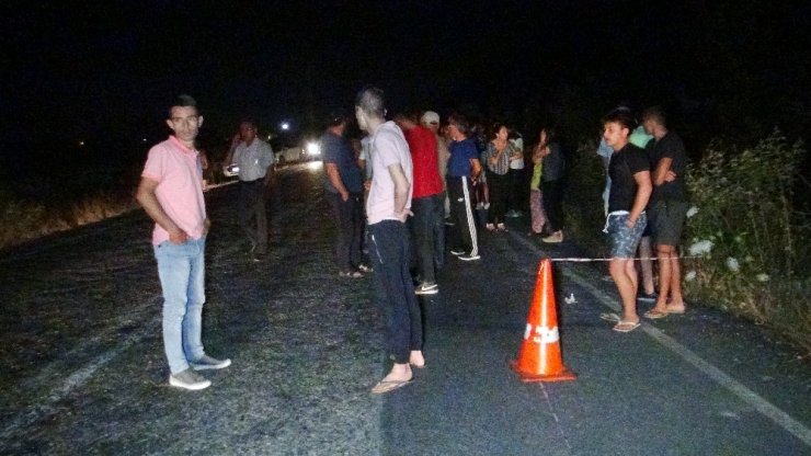 Otomobille Çarpışan Motosiklet Sürücüsü Hayatını Kaybetti