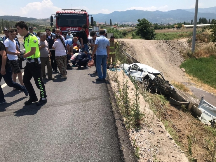 Balıkesir’de Kaza: 4 Yaralı