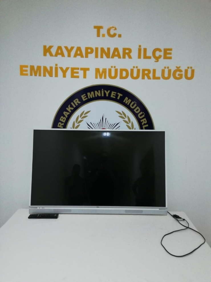 Diyarbakır’da Bayramı Fırsat Bilip Hırsızlık Yapan Şahısları Polis Enseledi