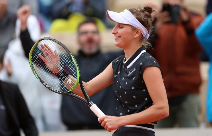 Fransa Açık’ta Kadınlar Finalin Adı: Barty - Vondrousova