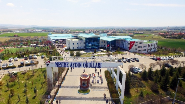 Nesibe Aydın Okulları Öğrencisinden Türkiye’ye Altın Madalya