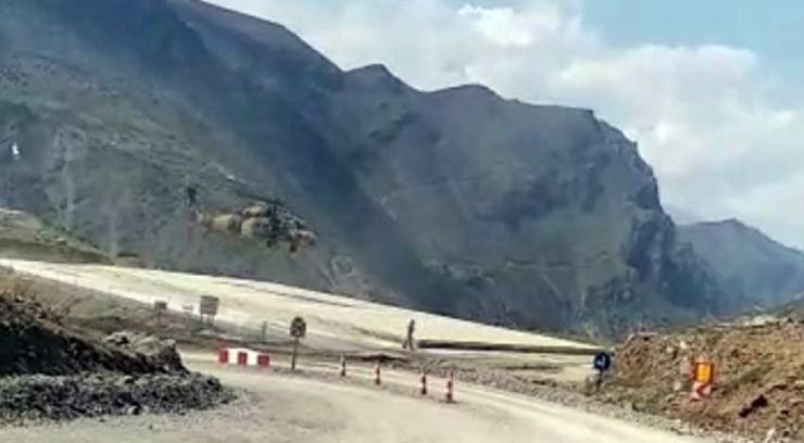 Mehmetçik Hamile Kadın İçin Helikopterle Seferber Oldu