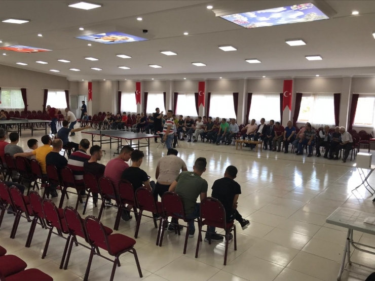 Simav’da “Geleneksel Masa Tenisi Bayram Turnuvası”