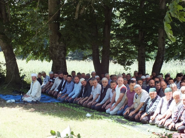 Pazaryeri’nde Yağmur Ve Şükür Duası