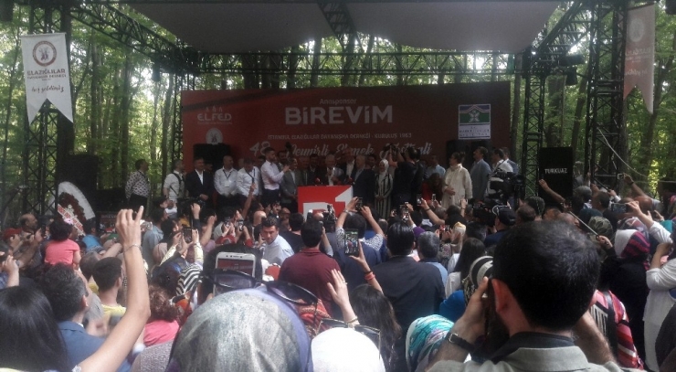 Binali Yıldırım: "Kimse Kürtleri Ötekileştirmeye, Ayrıştırmaya Çalışmasın"