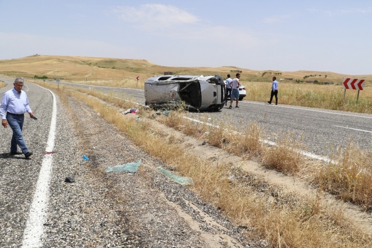 Diyarbakır’da Tatil Dönüşü Feci Kaza: 1 Ölü, 4’ü Ağır 6 Yaralı