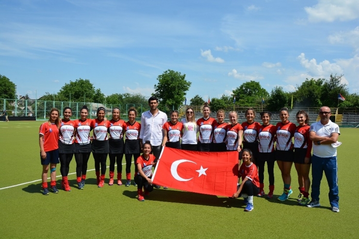 Hokeyin Sultanları Eurohockey Club Challenge Iıı’te Yerlerini Korudu