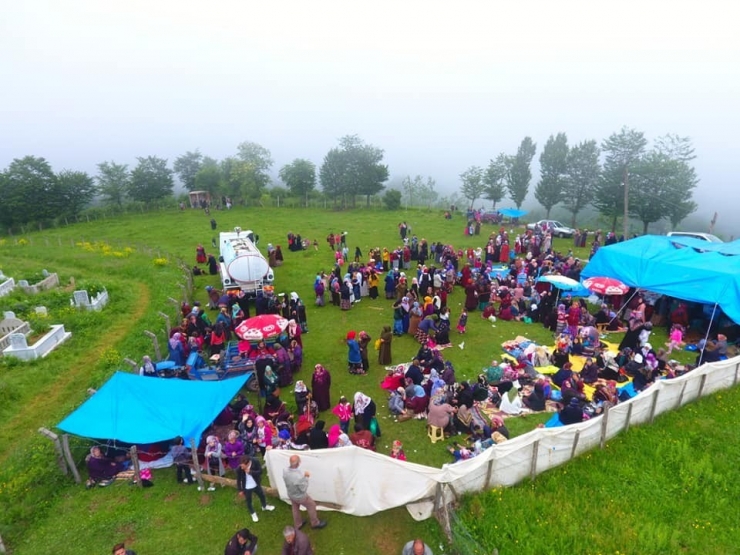 Bu Gelenek Yıllardır Devam Ediyor