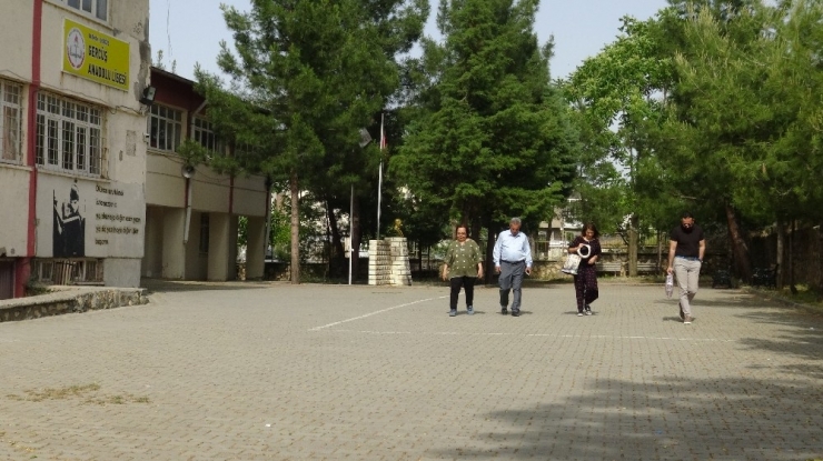 Vefalı Öğretmenden Öğrencilerine Yarım Asır Sonra Ziyaret