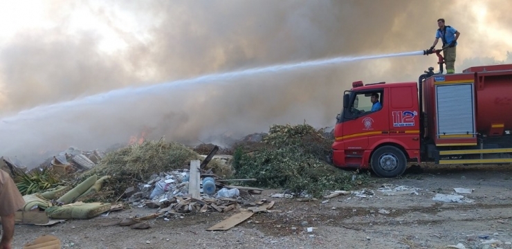 Kazdağları’nda Çöplük Yangını