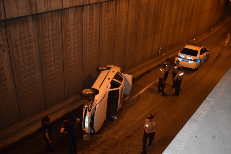 Takla Atan Araçtan Burunları Bile Kanamadan Çıktılar