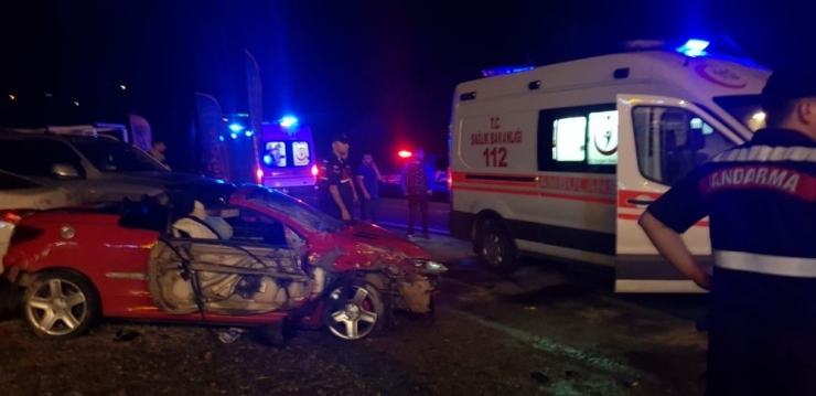 Rize’de Trafik Kazası: 1 Ölü, 1 Ağır Yaralı