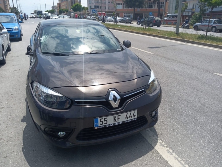 Karşıya Geçerken Otomobilin Çarptığı Kadın Hayatını Kaybetti