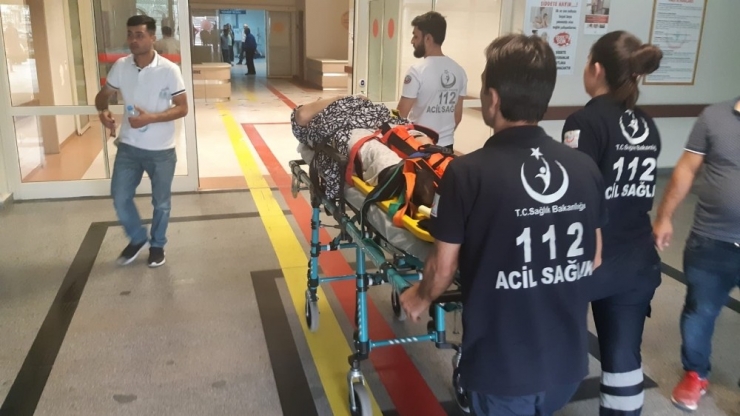 Siirt’te Tarım Aracı Devrildi: 1’i Ağır 4 Yaralı