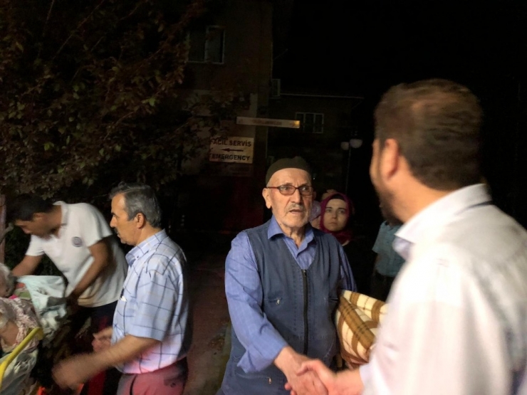 Sındırgı Devlet Hastanesinde Yangın Paniği