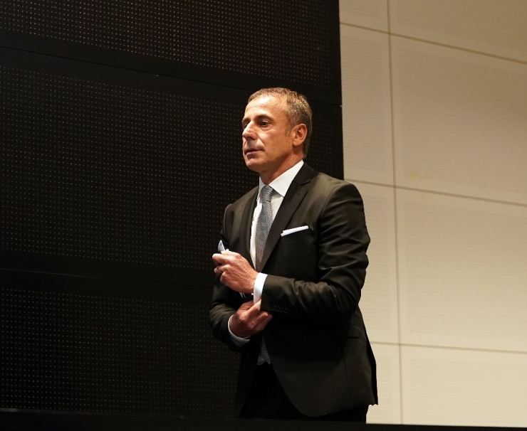 Abdullah Avcı: “Öncelikle Sahanın İçinde Kalacağız!”