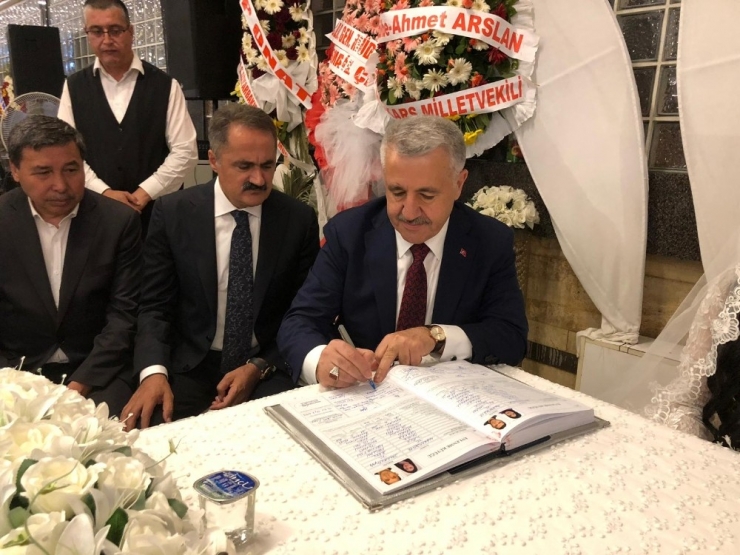Milletvekili Ahmet Arslan, Nikah Şahitliği Yaptı