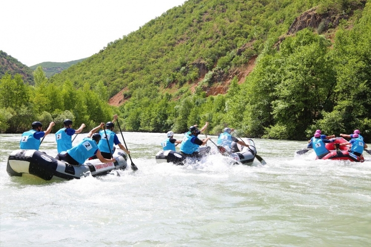 Dünya Rafting Şampiyonası Heyecanı, Tunceli’de Başladı