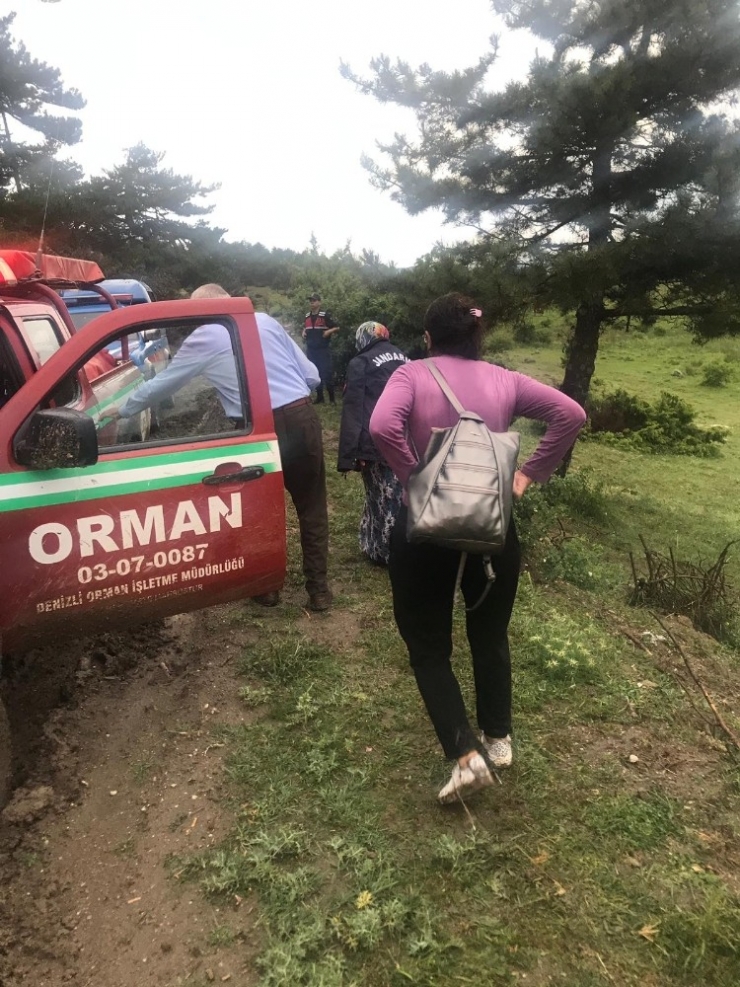 Yaylada Mahsur Kalan 13 Kişiyi Jandarma Kurtardı