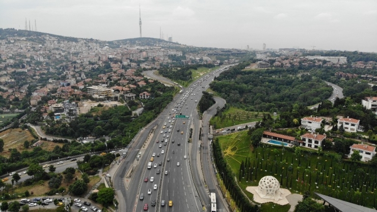 Köprüde Yaşanan Hareketli Dakikalar Sebebiyle Oluşan Trafik Yoğunluğu Havadan Görüntülendi