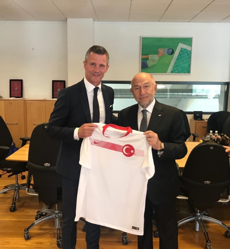 Nihat Özdemir, İzlanda Federasyon Başkanı İle Bir Araya Geldi