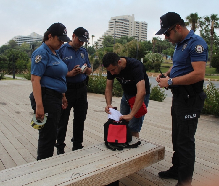 Mısırlı Turistin Unutkanlığı Polisi Alarma Geçirdi