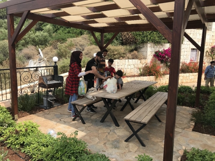 Kaş’ta 21 Kaçak Göçmen Yakalandı