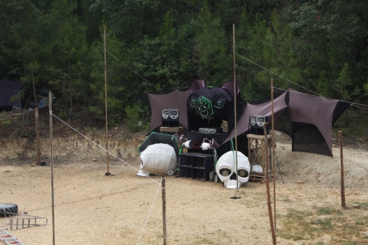 Festivalde Hazin Son