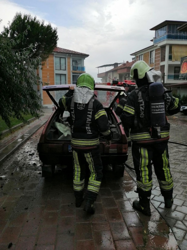 Seyir Halindeki Araç Alev Aldı