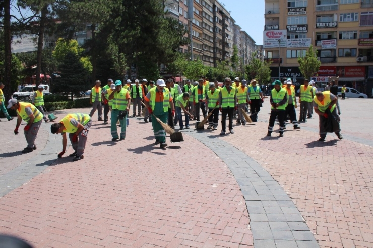 Elazığ’da Dünya Çevre Haftası Yürüyüşü