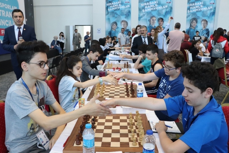 Karaman’da Okullararası Satranç Türkiye Birinciliği Finali Başladı