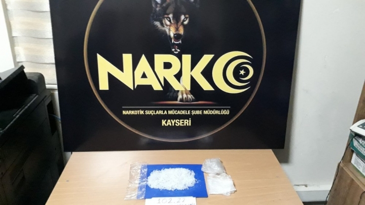 Kayseri’de Uyuşturucu Operasyonu: 2 Gözaltı