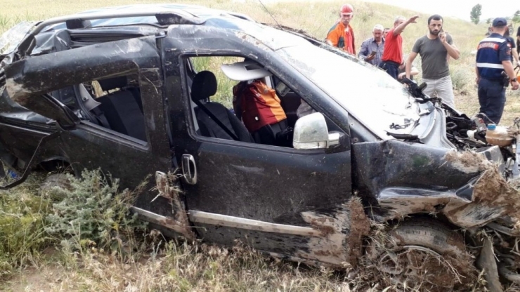 Kırıkkale’de Feci Kaza: Aynı Aileden 2’si Çocuk 7 Yaralı
