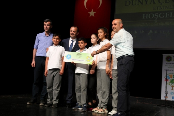 Kocaeli’nin En Çevreci Okulları Ödüllerine Kavuştu