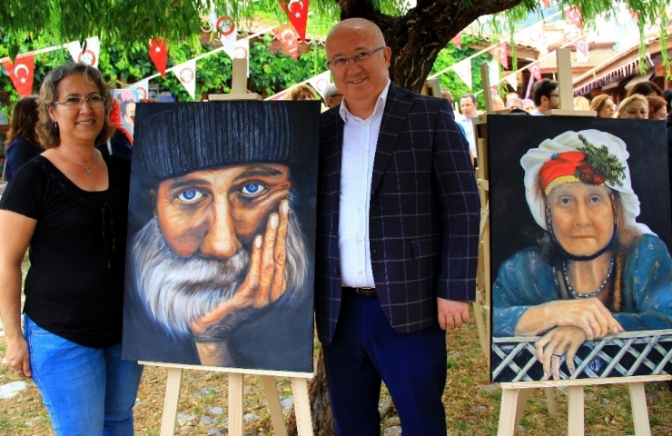 Menteşe Belediyesi Resim Kursiyerleri Eserlerini Sergiledi